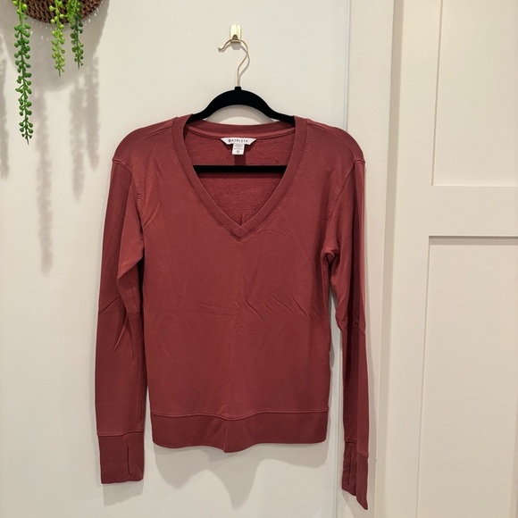 Athleta Sunrise V-neck Womens Long Sleeve Shirt Mauve Pink Super Soft Size XS - Picture 1 of 7